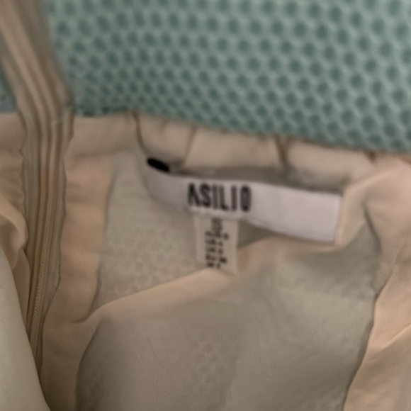 Beautiful corset top - Picture 3 of 3